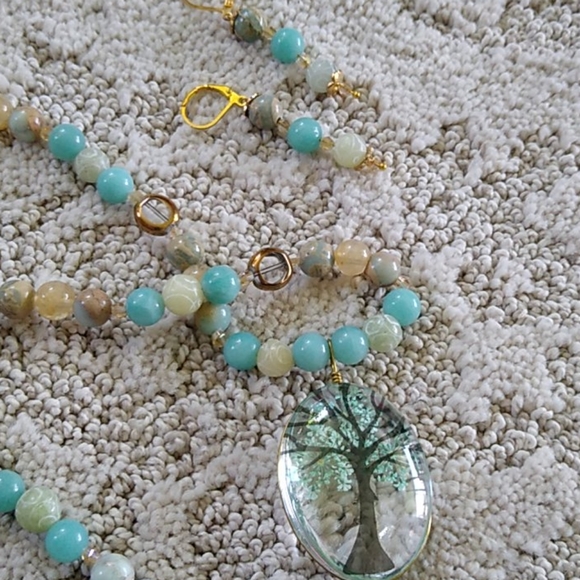 Handmade Gemstone Necklace Set Pressed Flower Tree - Picture 8 of 8